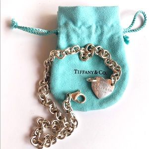 Return to Tiffany & Co Necklace